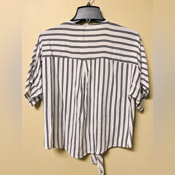Striped Tie-Front Button Blouse Black white Small NWT - Picture 2 of 2